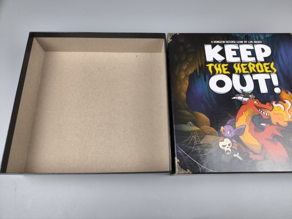 APNG_Keep_the_Heroes_Out_All-IN_600x450